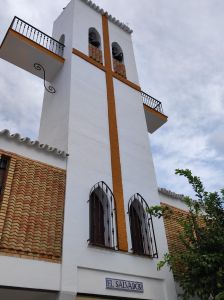 La Iglesia de El Salvador ya esta lista para su 50 Aniversario. La Iglesia de El Salvador ya esta lista para su 50 Aniversario.